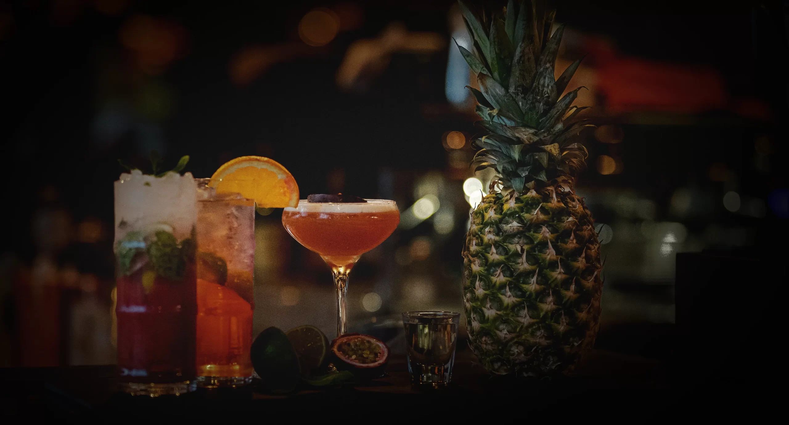 Caipirinhas & cocktails